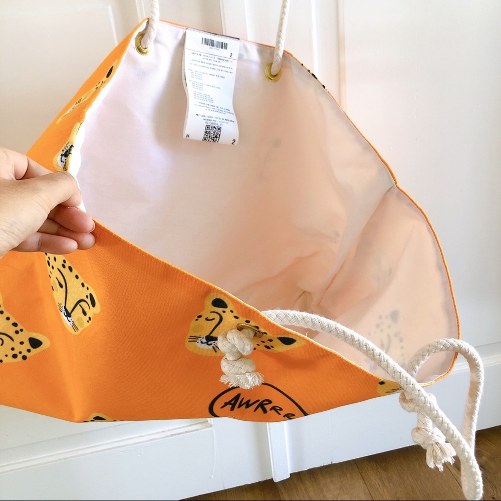 Cute Weekender Bag - Picture 7 of 7